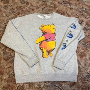 Disney Winnie the Pooh grey sweatshirt crewneck Size Medium Cartoon